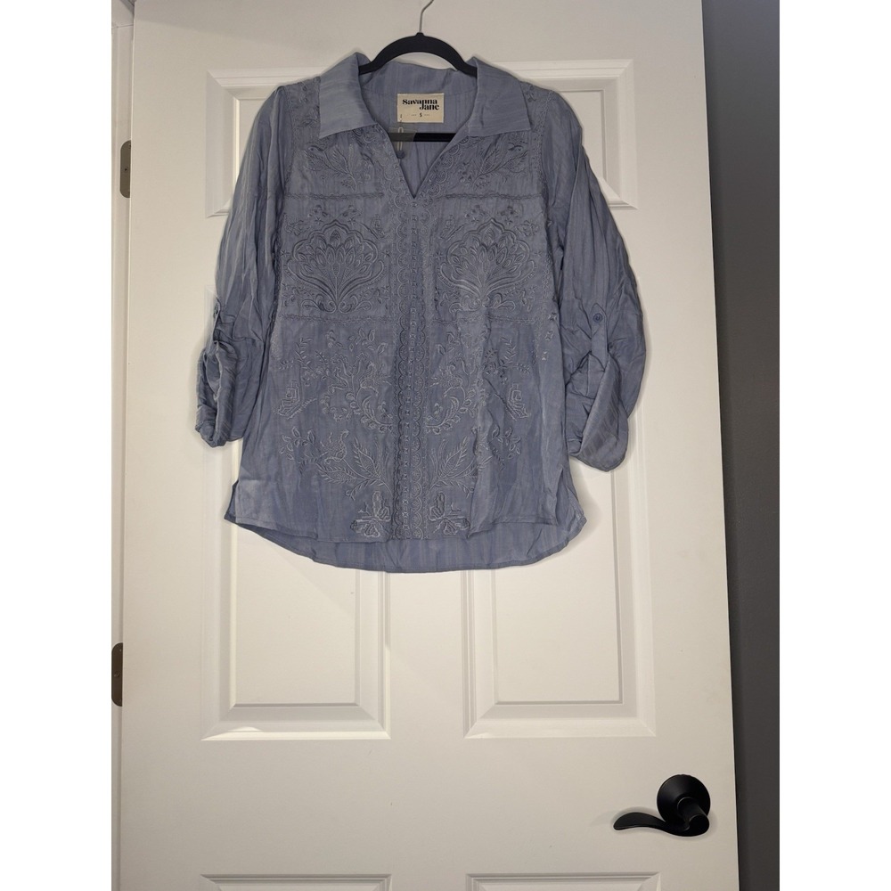Savanna Jane Floral Embroidered Stripe Button Up Roll Tab Top Shirt Small Nwt